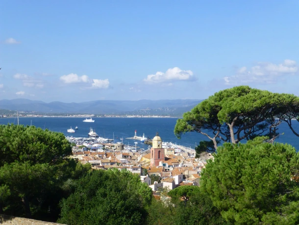 Location vacances var